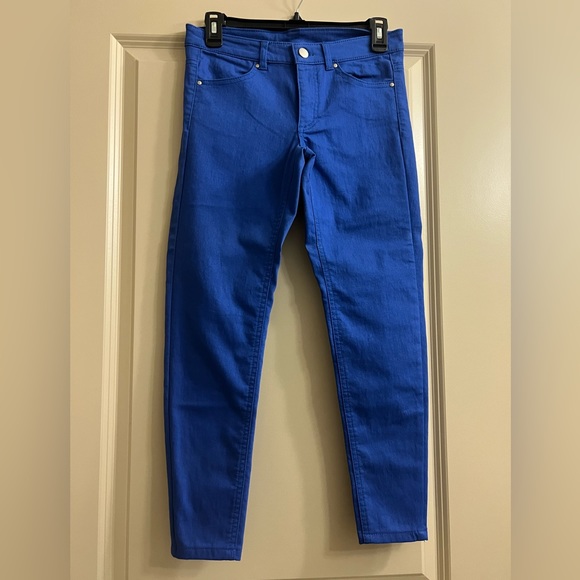 H&M Divided Blue Jean - Picture 1 of 3